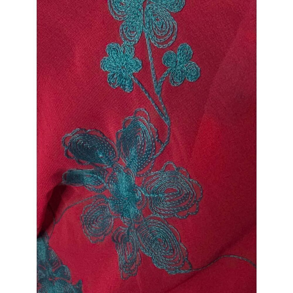 Gianni Bini Embroidered Kimono - Picture 4 of 5